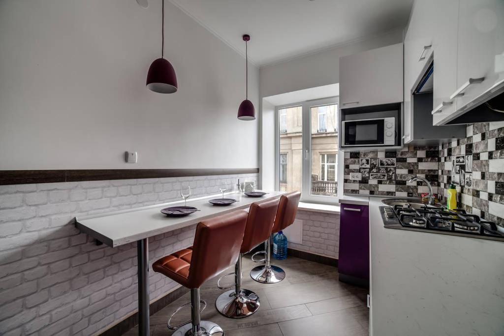 Romantic Apartments - Центр Львова , З Видом На Місто Eksteriør billede